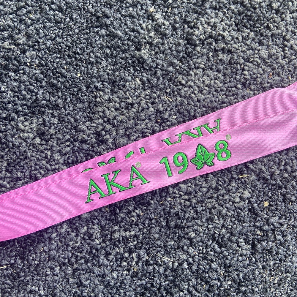 Sorority - Delta Sigma Theta/Alpha Kappa Alpha - Picture 3 of 4